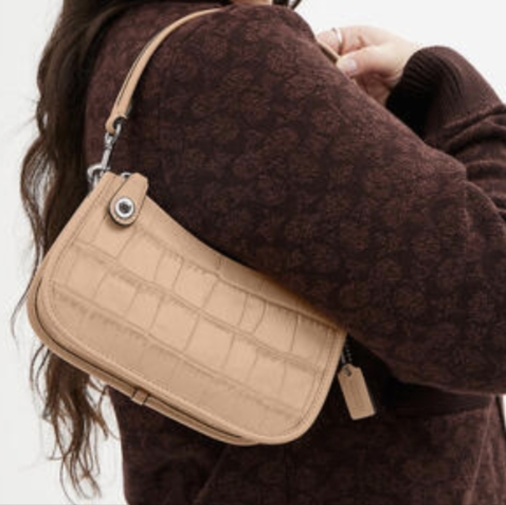 Coach Croc Embossed Leather Swinger Bag 20 NWT